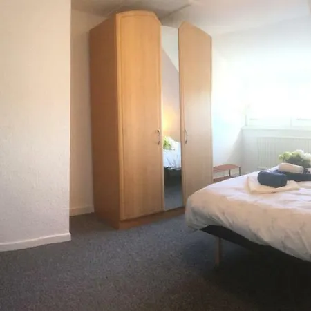 Ferienwohnung Im Alten Landarbeiterhauschen شقة