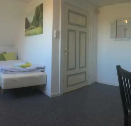 Ferienwohnung Im Alten Landarbeiterhauschen شقة Holtsee